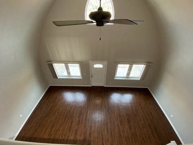 Photo - 135 Hemlock Dr