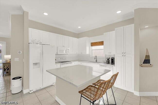 Photo - 28327 Hidden Lake Dr