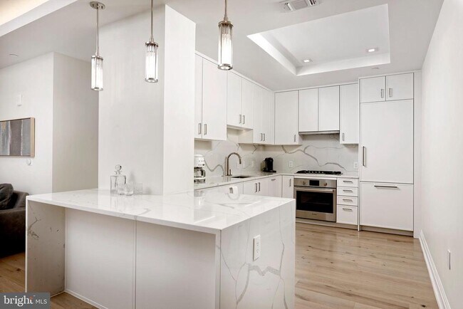 Photo - 8551 Connecticut Ave Unidad 207