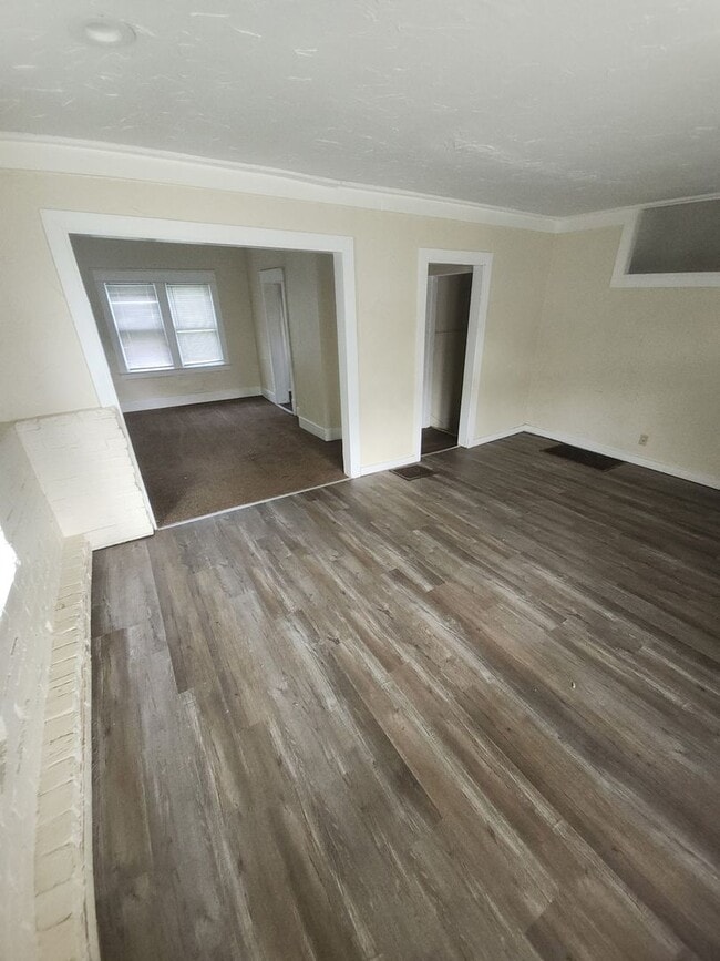 Photo - 3 Bed 1 Bath