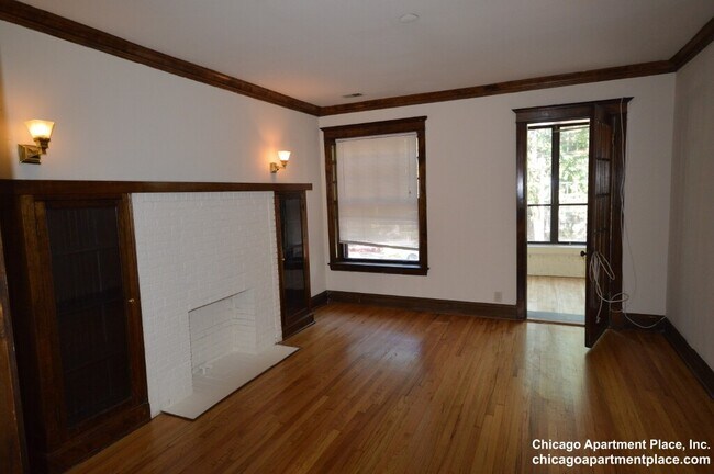 Building Photo - 3711 N Fremont St Unit 1