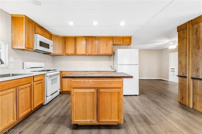 Building Photo - 2847 Mammoth Ct