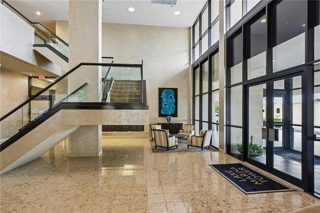 Photo - 300 Lake Marina Ave Unidad 4A