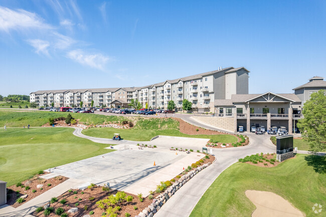 The Bluffs at Willow Run - The Bluffs at Willow Run Apartments