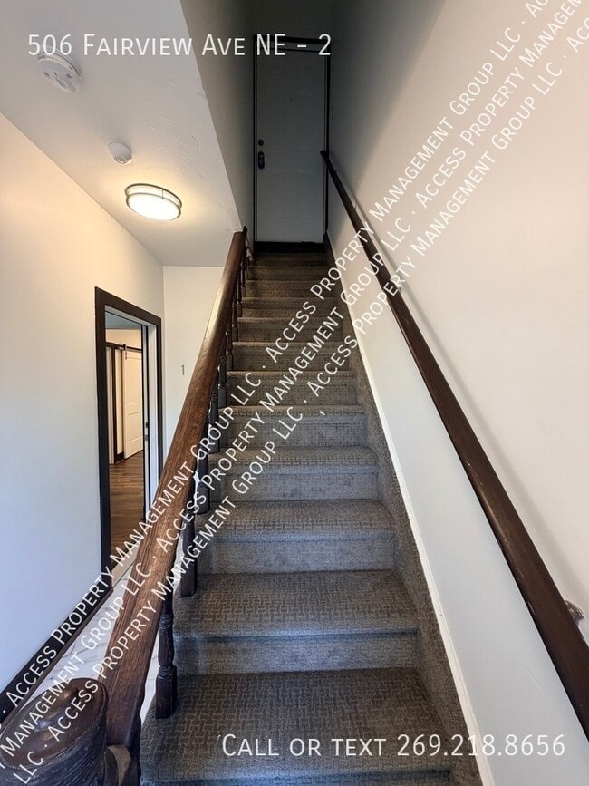 Photo - 506 Fairview Ave NE Unit 2