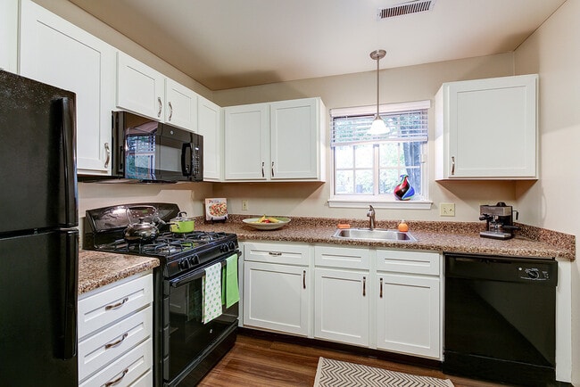 Hunters Hollow Apartments