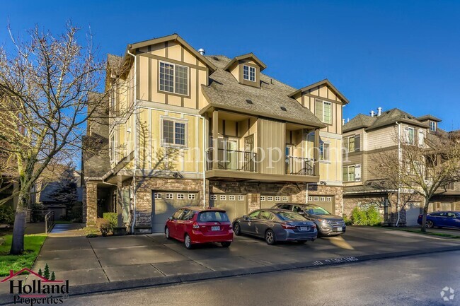 Building Photo - ** SPECIAL DISCOUNT on the first month's r... Rental