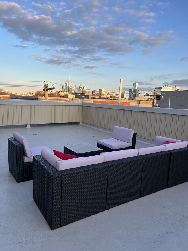 Photo - 616 N 40th St Unidad B