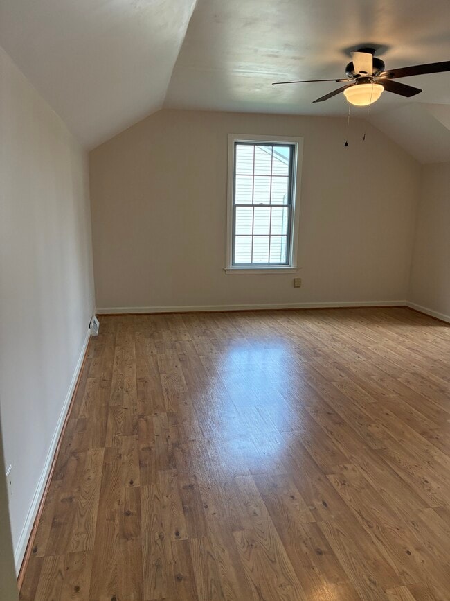 Photo - 105 Wheatfield Ct