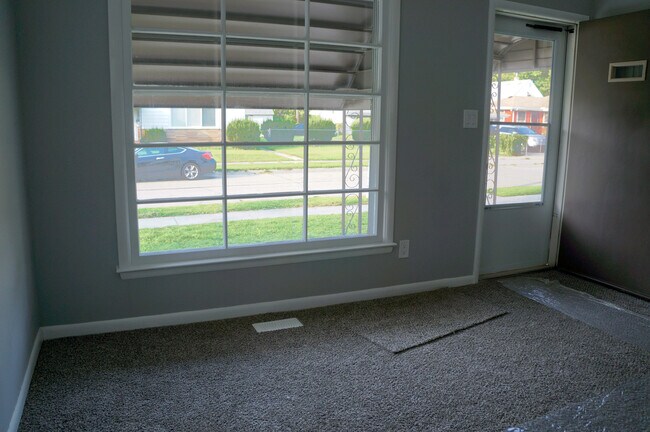 Photo - 8502 Orchard Ave