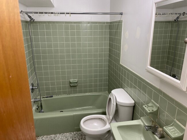 Photo - 271 Palmer Rd Unit 1