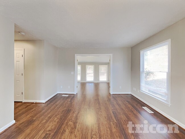 Photo - 145 Wispy Willow Dr