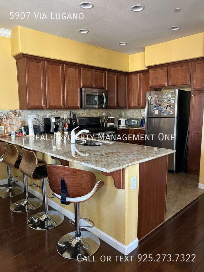 Photo - 5907 Via Lugano