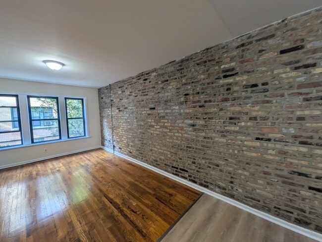 Photo - 2332 N Spaulding Ave Unit 1A