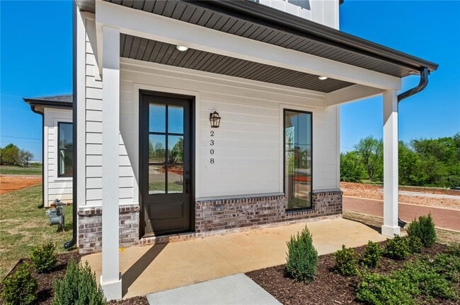 Photo - 2308 S 31st Pl