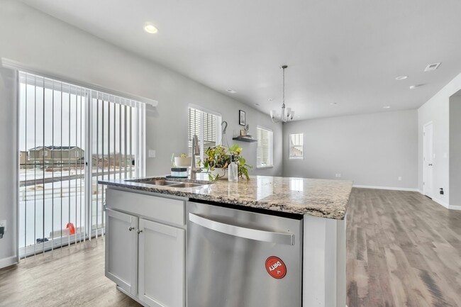 Photo - 12822 Crownover Wy