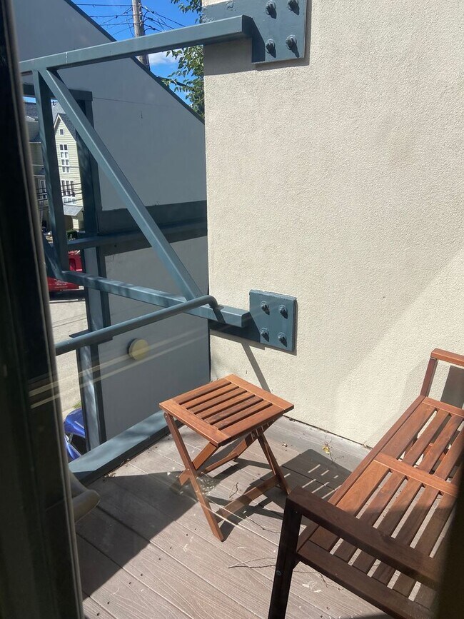 Photo - Amazing Shadyside Townhouse with two full bathrooms, off street parking and Central Air!!