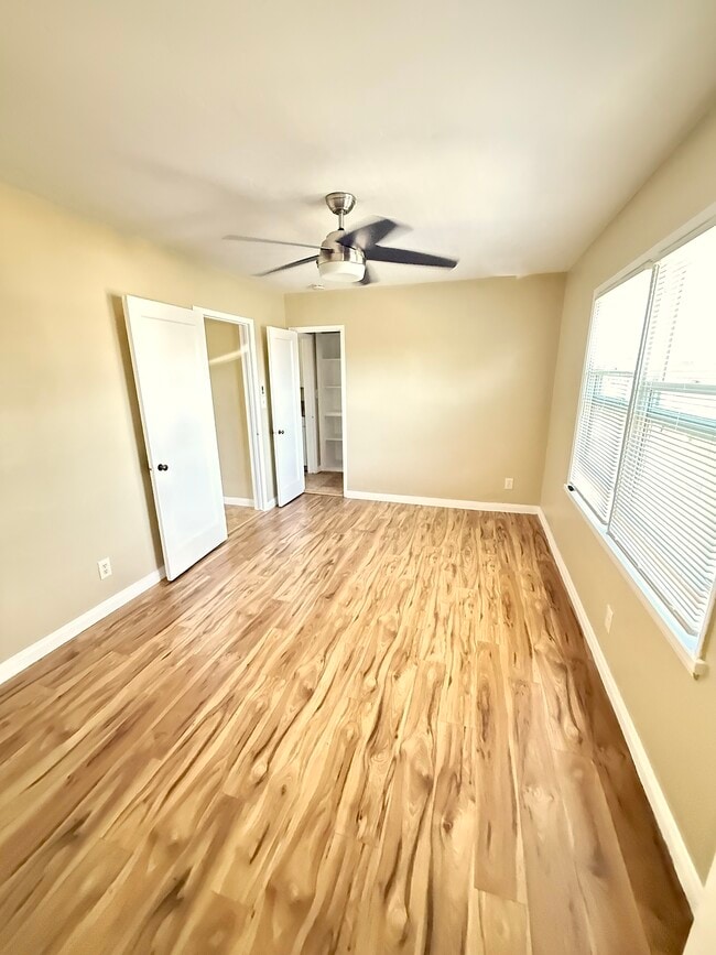 Photo - 180 Glover Ave Unidad 1/2