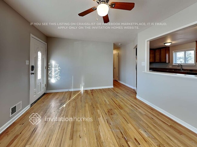 Photo - 11528 Larson Ln