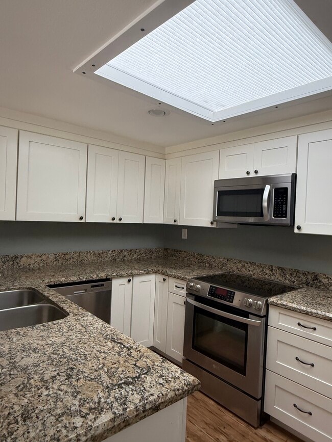 Photo - 1886 Fairway Park Unit B