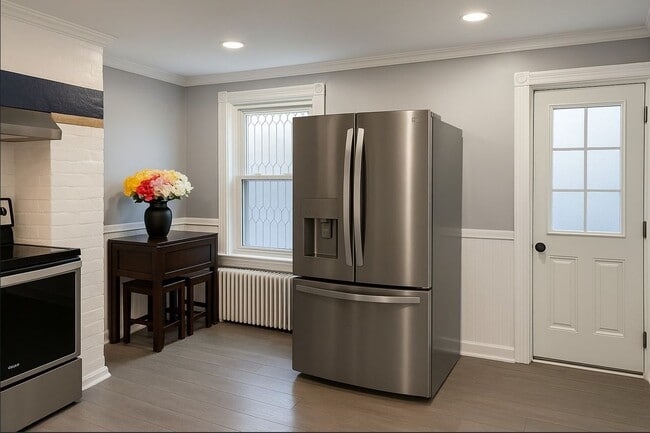 Photo - 39 S Lake Ave