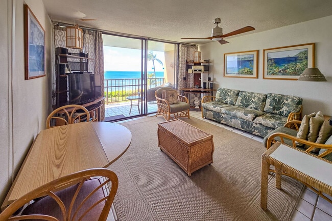 Building Photo - 190 Hauoli St Unit ID1246430P Rental