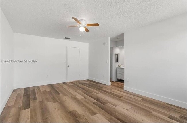 Photo - 2512 SW 113th Ct