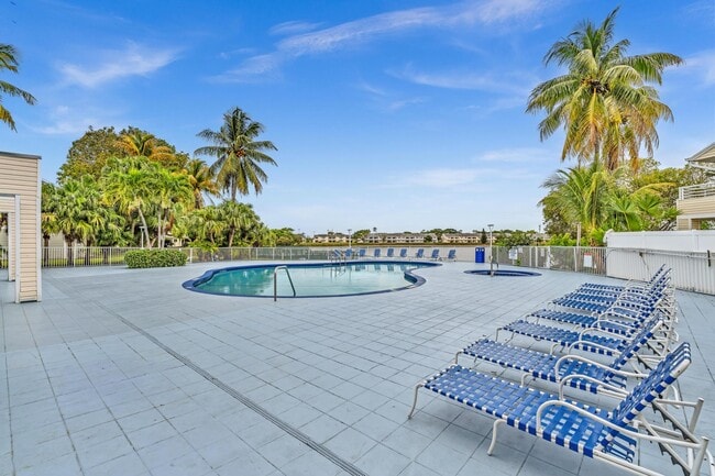 Photo - 3429 NW 44th St Unit 203