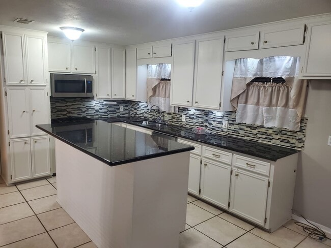 Photo - 3603 Edgemont Dr