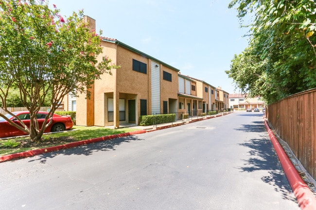 Bluff Springs Townhomes