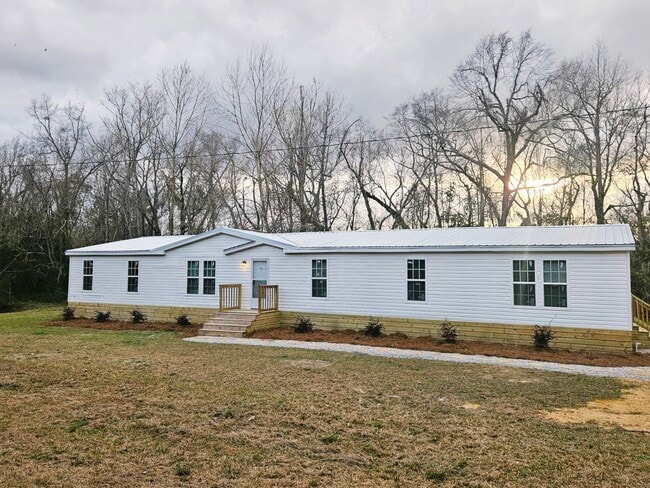 Building Photo - 525 Horsefly Rd Rental