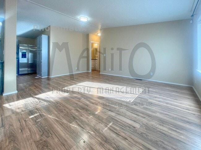Photo - **COMING SOON** Spacious Modern 2 Bedroom ...