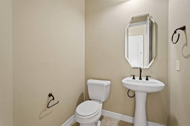 Photo - 2515 Sentry Oak Way