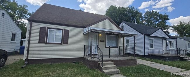 Photo - 13046 Sherman Ave