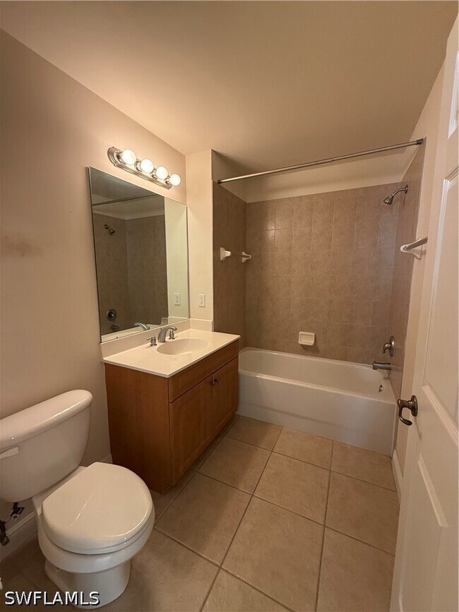 3973 Pomodoro Cir Unit 303