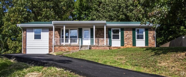 Building Photo - 6123 Cougar Dr Rental