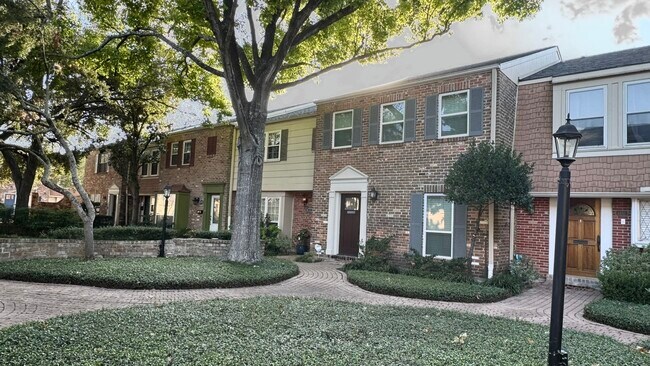 Photo - 6452 Olympia Dr