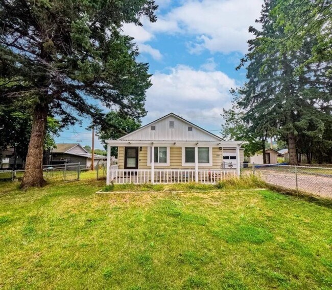 Photo - Beautifully remodeled 3-bedroom, 2-bathroo...