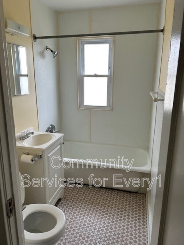 Photo - 247 Roesch Ave Unit 45A