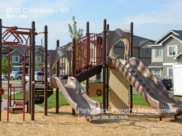 Photo - 1464 N Allumbaugh St