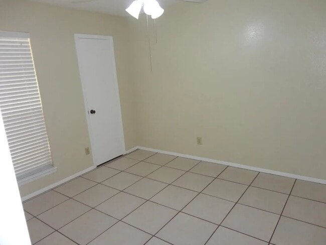 1808 Bristol Cove Unit 2