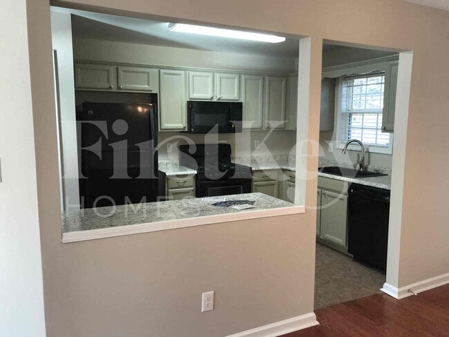 Photo - 101 Christine Ct