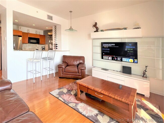 Photo - 511 Lucerne Ave Unit 616
