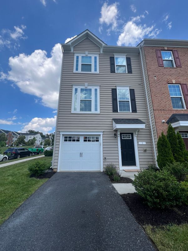 Photo - 1 Gates Park Ct