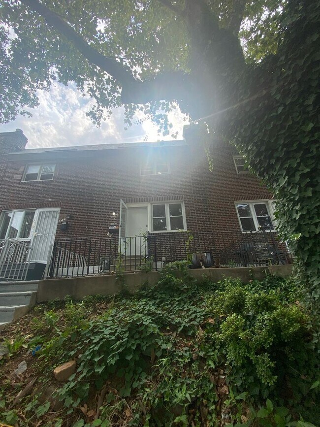 542 Snowden Rd