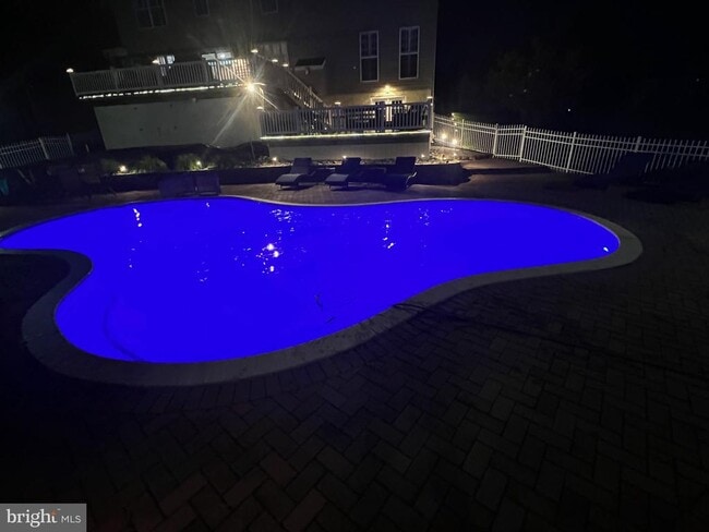 Photo - 8002 Middlebury Dr