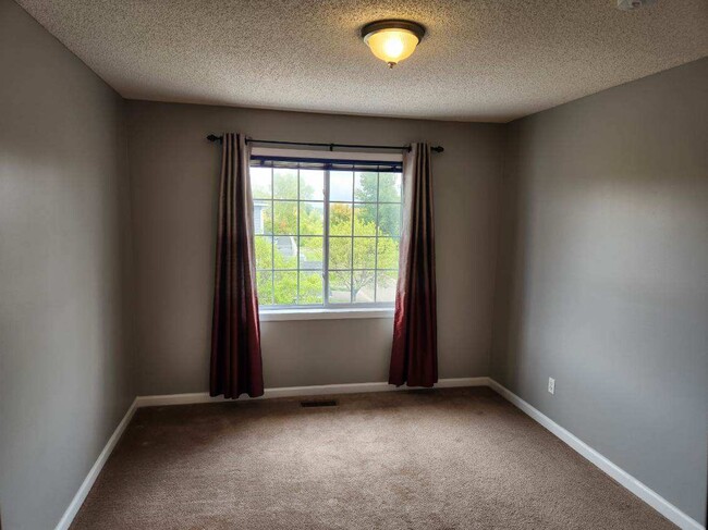 Building Photo - 2523 E 117th St Rental