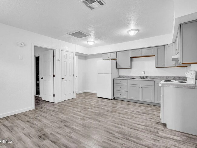 Photo - 1119 W Fillmore St