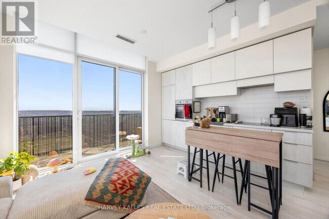 Photo - 8 Eglinton Ave E Unité 5807