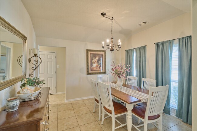 Photo - 9940 Yearling Pl